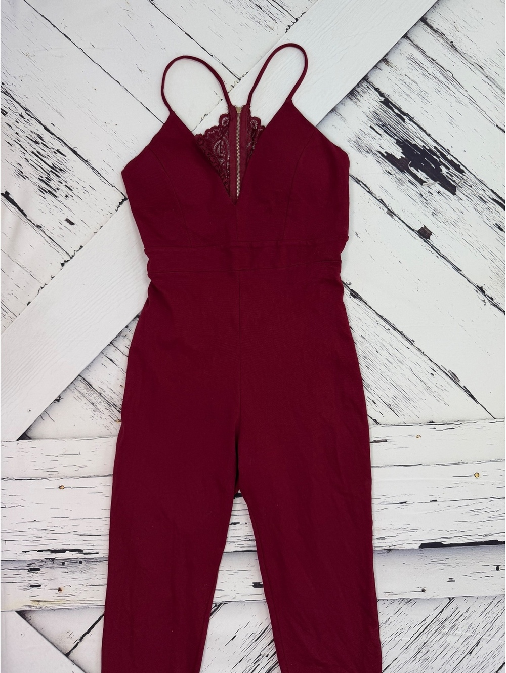 Cherry Mellow Siren Chic Lace V Neck Jumpsuit Romper Women’s Large